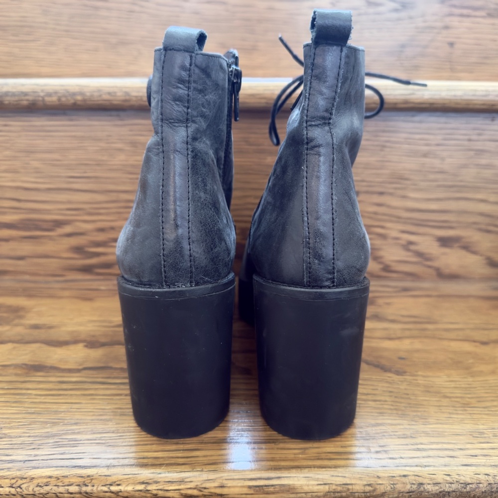 Topshop Platform Biker Boot in Black Leather 39 NWOT - Picture 7 of 9